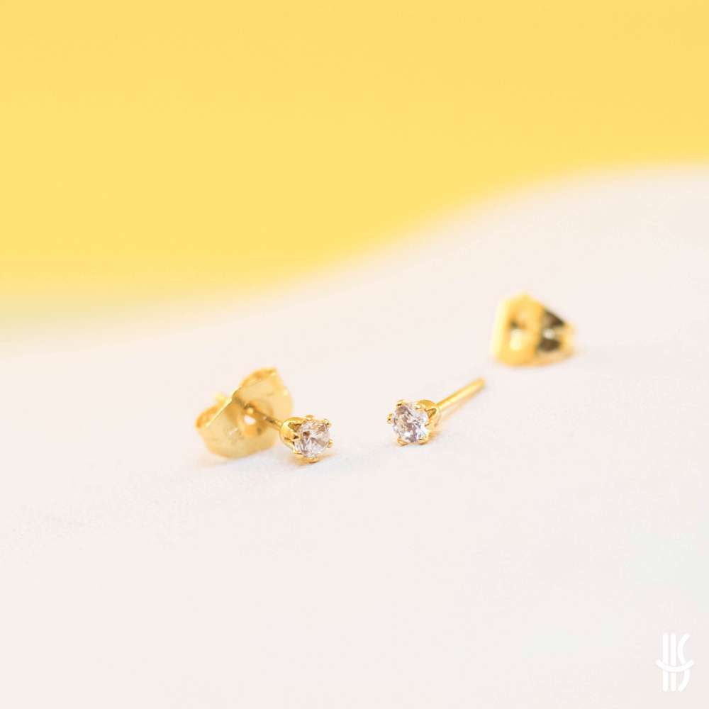 14k White Gold Genuine 1.02 Cttw Round Brilliant Cut Diamond Stud Earrings  – Exeter Jewelers